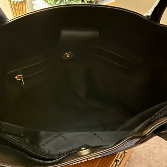 Tote Bag by Calvin Klein - Picture 3 of 4